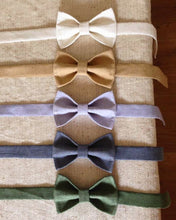 Load image into Gallery viewer, Laapha Bow Ties

